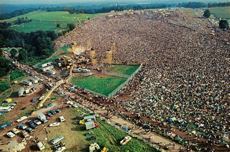 woodstock nudity|21 Photo Showing How Wild Woodstock Really Got